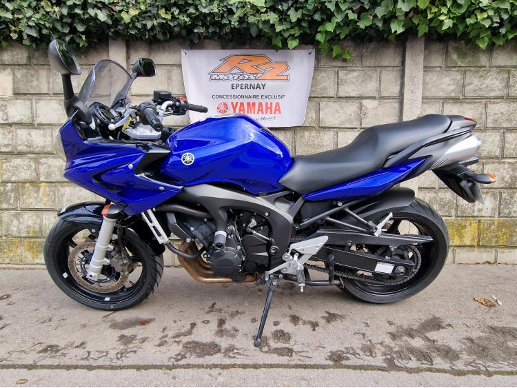 YAMAHA FZ6 600 FAZER