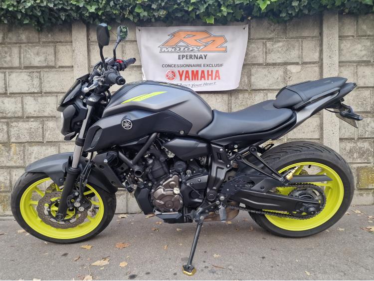 YAMAHA MT-07 (47.5CV)